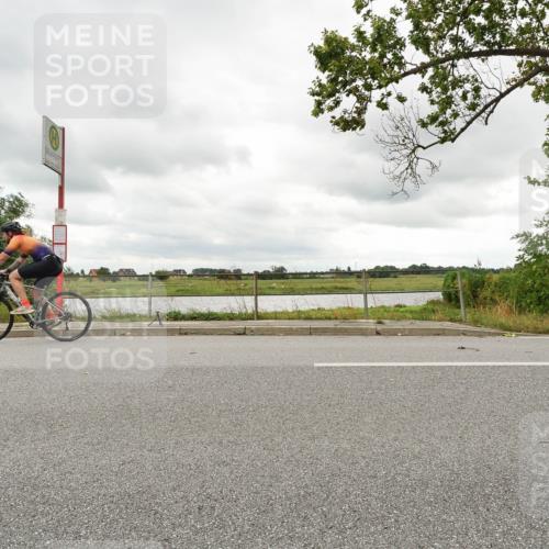 30.08.2026 - Elbe Triathlon Hamburg Michael Burmester http://msf.ph/oto/10047036 30.08.2026 14:53:50 Radfahren  meine-sportfotos.de