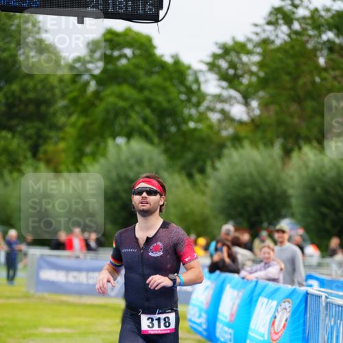 30.08.2026 - Elbe Triathlon Hamburg LAZAROV Photography http://msf.ph/oto/10047040 30.08.2026 10:28:16 Ziel 253, 318 meine-sportfotos.de