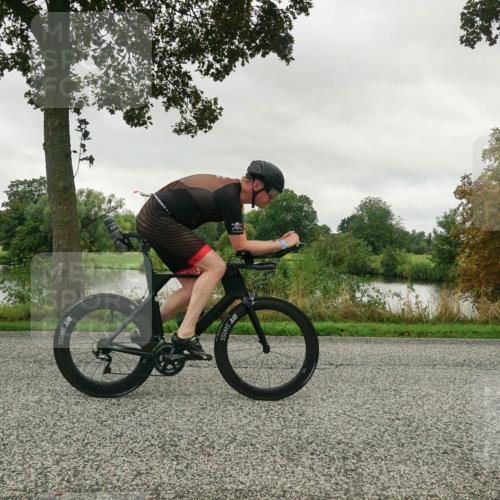 30.08.2026 - Elbe Triathlon Hamburg Michael Burmester http://msf.ph/oto/10047055 30.08.2026 09:27:26 Radfahren 324, 325, 464, 526, 556, 665 meine-sportfotos.de