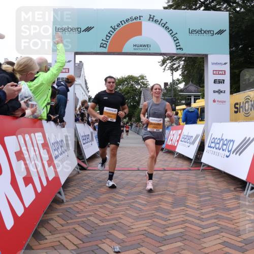 30.08.2026 - Blankeneser Heldenlauf Lena Gebhardt http://msf.ph/oto/10047061 30.08.2026 11:53:28 Ziel 2004, 2173, 2186, 2404, 2433, 2699 meine-sportfotos.de