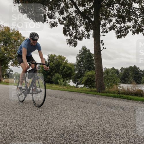 30.08.2026 - Elbe Triathlon Hamburg Michael Burmester http://msf.ph/oto/10047064 30.08.2026 09:34:07 Radfahren 293, 372, 432, 440, 519, 623, 629 meine-sportfotos.de