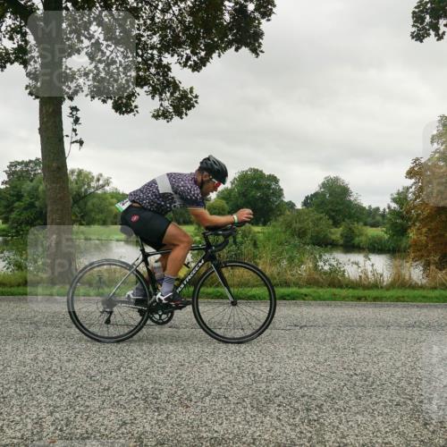 30.08.2026 - Elbe Triathlon Hamburg Michael Burmester http://msf.ph/oto/10047083 30.08.2026 09:27:30 Radfahren 325, 464, 526, 556, 665 meine-sportfotos.de