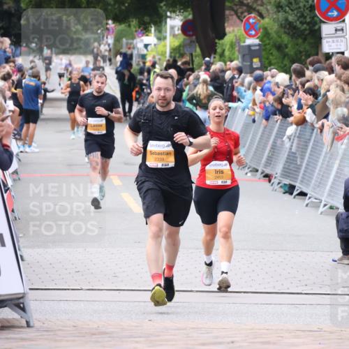 30.08.2026 - Blankeneser Heldenlauf Lena Gebhardt http://msf.ph/oto/10047101 30.08.2026 11:53:31 Ziel 2004, 2186, 2404, 2699 meine-sportfotos.de