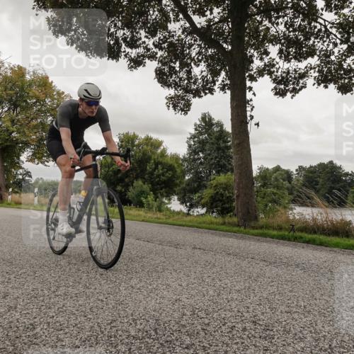 30.08.2026 - Elbe Triathlon Hamburg Michael Burmester http://msf.ph/oto/10047140 30.08.2026 09:34:27 Radfahren 588, 597, 598, 662, 690, 696 meine-sportfotos.de