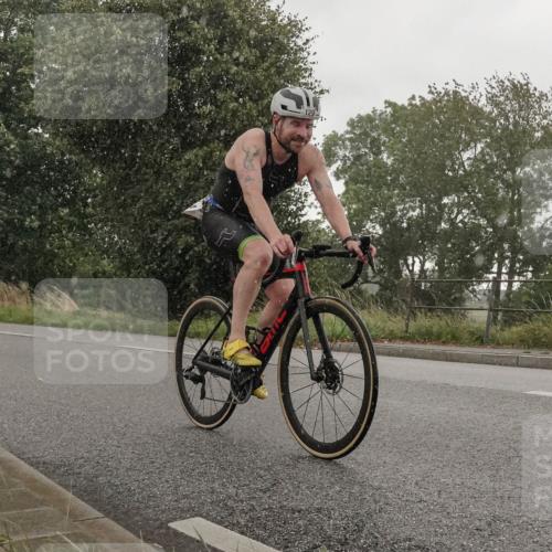 30.08.2026 - Elbe Triathlon Hamburg Michael Burmester http://msf.ph/oto/10047147 30.08.2026 15:44:58 Radfahren  meine-sportfotos.de