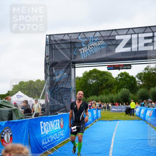 30.08.2026 - Elbe Triathlon Hamburg LAZAROV Photography http://msf.ph/oto/10047216 30.08.2026 10:28:54 Ziel 255 meine-sportfotos.de
