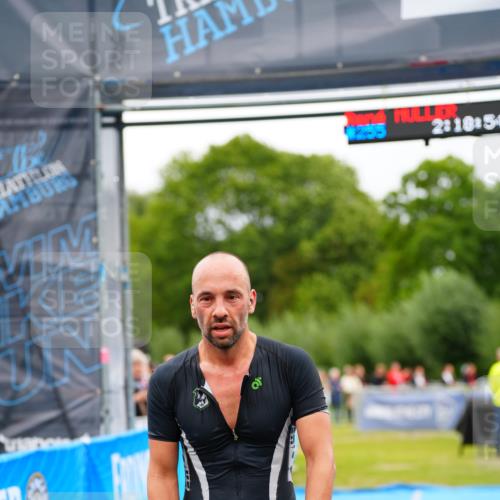 30.08.2026 - Elbe Triathlon Hamburg LAZAROV Photography http://msf.ph/oto/10047227 30.08.2026 10:28:55 Ziel 255 meine-sportfotos.de