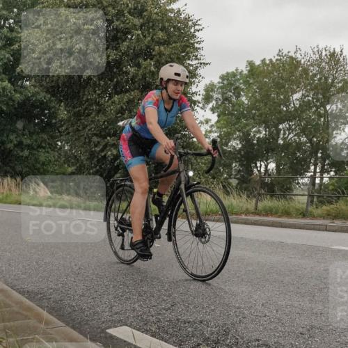 30.08.2026 - Elbe Triathlon Hamburg Michael Burmester http://msf.ph/oto/10047240 30.08.2026 15:45:59 Radfahren  meine-sportfotos.de