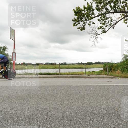 30.08.2026 - Elbe Triathlon Hamburg Michael Burmester http://msf.ph/oto/10047249 30.08.2026 14:55:31 Radfahren  meine-sportfotos.de