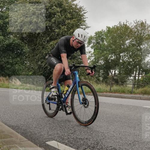 30.08.2026 - Elbe Triathlon Hamburg Michael Burmester http://msf.ph/oto/10047251 30.08.2026 15:46:38 Radfahren  meine-sportfotos.de