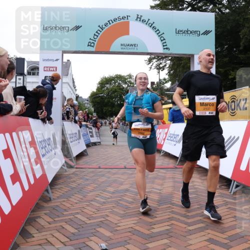 30.08.2026 - Blankeneser Heldenlauf Lena Gebhardt http://msf.ph/oto/10047264 30.08.2026 11:53:43 Ziel 2137, 2339, 2453, 2486, 2669, 2851 meine-sportfotos.de