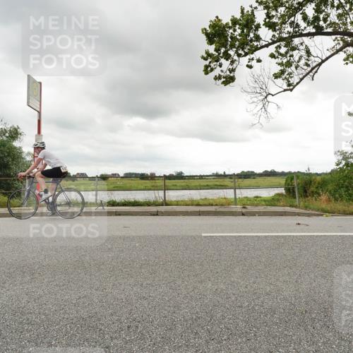 30.08.2026 - Elbe Triathlon Hamburg Michael Burmester http://msf.ph/oto/10047275 30.08.2026 14:55:50 Radfahren 141 meine-sportfotos.de