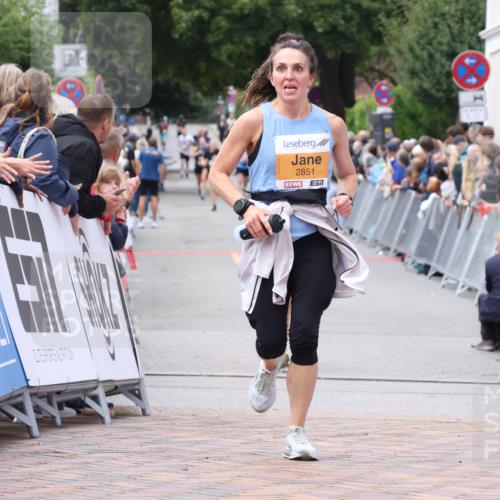 30.08.2026 - Blankeneser Heldenlauf Lena Gebhardt http://msf.ph/oto/10047289 30.08.2026 11:53:44 Ziel 2137, 2339, 2453, 2486, 2669, 2851 meine-sportfotos.de