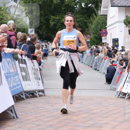 30.08.2026 - Blankeneser Heldenlauf Lena Gebhardt http://msf.ph/oto/10047303 30.08.2026 11:53:45 Ziel 2137, 2453, 2486, 2669, 2851 meine-sportfotos.de