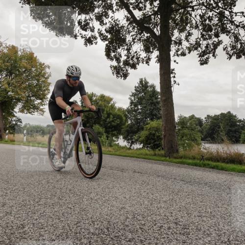 30.08.2026 - Elbe Triathlon Hamburg Michael Burmester http://msf.ph/oto/10047304 30.08.2026 09:35:15 Radfahren 415, 686, 714 meine-sportfotos.de
