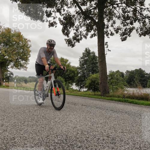 30.08.2026 - Elbe Triathlon Hamburg Michael Burmester http://msf.ph/oto/10047313 30.08.2026 09:35:17 Radfahren 415, 496, 686, 714, 716 meine-sportfotos.de