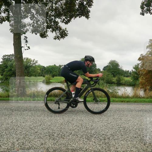 30.08.2026 - Elbe Triathlon Hamburg Michael Burmester http://msf.ph/oto/10047322 30.08.2026 09:28:25 Radfahren 563, 638 meine-sportfotos.de