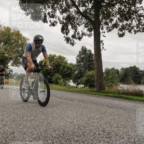 30.08.2026 - Elbe Triathlon Hamburg Michael Burmester http://msf.ph/oto/10047336 30.08.2026 09:35:23 Radfahren 411, 496, 659, 716 meine-sportfotos.de