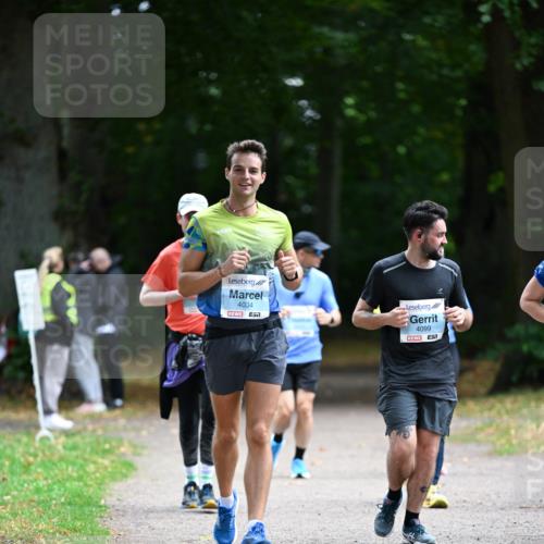 30.08.2026 - Blankeneser Heldenlauf Dr. Thomas Lammeyer http://msf.ph/oto/10047360 30.08.2026 11:26:08 Laufen 4034, 4099, 57 meine-sportfotos.de