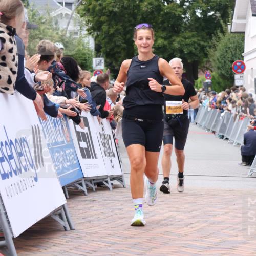 30.08.2026 - Blankeneser Heldenlauf Lena Gebhardt http://msf.ph/oto/10047373 30.08.2026 11:53:50 Ziel 2137, 2592, 2669, 2851, 2862 meine-sportfotos.de
