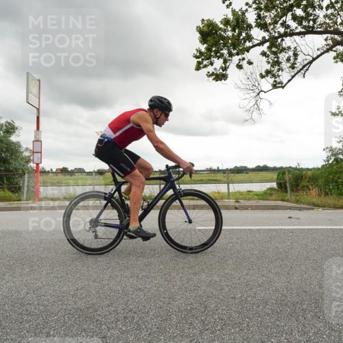 30.08.2026 - Elbe Triathlon Hamburg Michael Burmester http://msf.ph/oto/10047394 30.08.2026 14:56:35 Radfahren  meine-sportfotos.de