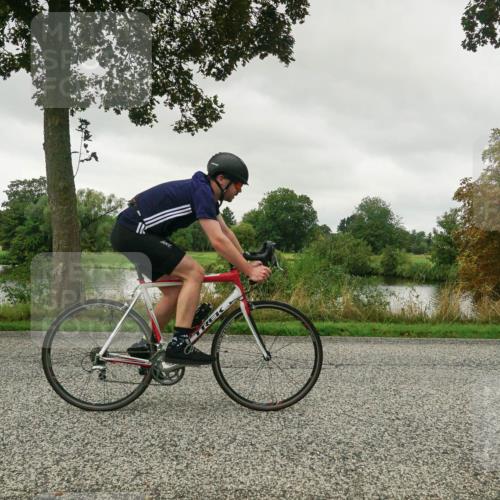 30.08.2026 - Elbe Triathlon Hamburg Michael Burmester http://msf.ph/oto/10047399 30.08.2026 09:29:03 Radfahren 315, 394, 445, 459, 528, 656 meine-sportfotos.de