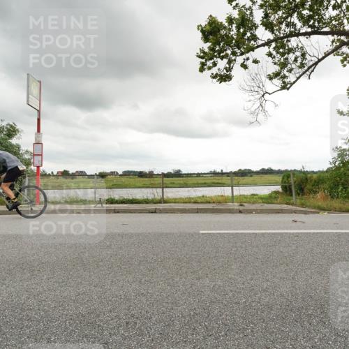 30.08.2026 - Elbe Triathlon Hamburg Michael Burmester http://msf.ph/oto/10047405 30.08.2026 14:56:39 Radfahren  meine-sportfotos.de