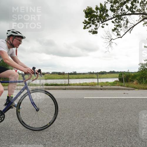 30.08.2026 - Elbe Triathlon Hamburg Michael Burmester http://msf.ph/oto/10047489 30.08.2026 14:57:31 Radfahren  meine-sportfotos.de