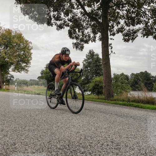30.08.2026 - Elbe Triathlon Hamburg Michael Burmester http://msf.ph/oto/10047504 30.08.2026 09:36:40 Radfahren 398, 606, 670, 834 meine-sportfotos.de