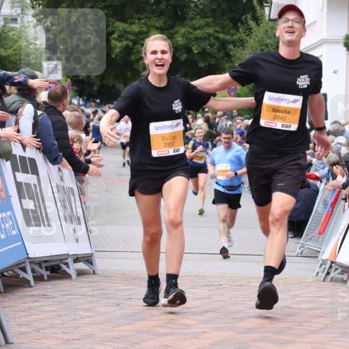 30.08.2026 - Blankeneser Heldenlauf Lena Gebhardt http://msf.ph/oto/10047511 30.08.2026 11:54:00 Ziel 2303, 2592, 2942, 2957 meine-sportfotos.de