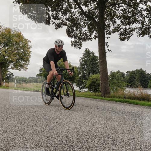 30.08.2026 - Elbe Triathlon Hamburg Michael Burmester http://msf.ph/oto/10047525 30.08.2026 09:37:02 Radfahren 254, 457, 470, 565, 600, 609, 634, 648 meine-sportfotos.de