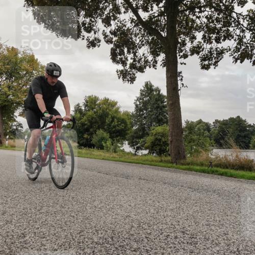 30.08.2026 - Elbe Triathlon Hamburg Michael Burmester http://msf.ph/oto/10047535 30.08.2026 09:37:06 Radfahren 443, 457, 600, 634, 648 meine-sportfotos.de