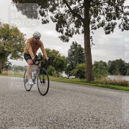 30.08.2026 - Elbe Triathlon Hamburg Michael Burmester http://msf.ph/oto/10047549 30.08.2026 09:37:10 Radfahren 443, 600, 648, 660, 708 meine-sportfotos.de