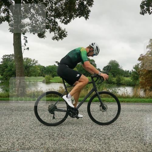 30.08.2026 - Elbe Triathlon Hamburg Michael Burmester http://msf.ph/oto/10047550 30.08.2026 09:29:35 Radfahren 393, 395, 430, 532, 702, 722, 750 meine-sportfotos.de
