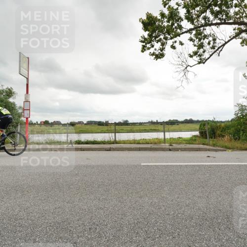 30.08.2026 - Elbe Triathlon Hamburg Michael Burmester http://msf.ph/oto/10047553 30.08.2026 14:58:06 Radfahren  meine-sportfotos.de