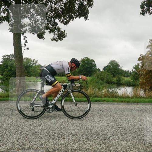 30.08.2026 - Elbe Triathlon Hamburg Michael Burmester http://msf.ph/oto/10047575 30.08.2026 09:29:42 Radfahren 231, 274, 302, 589, 702, 728, 747 meine-sportfotos.de