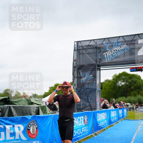 30.08.2026 - Elbe Triathlon Hamburg LAZAROV Photography http://msf.ph/oto/10047576 30.08.2026 10:30:48 Ziel 270 meine-sportfotos.de