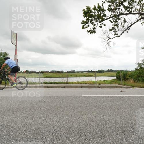 30.08.2026 - Elbe Triathlon Hamburg Michael Burmester http://msf.ph/oto/10047587 30.08.2026 14:58:18 Radfahren  meine-sportfotos.de