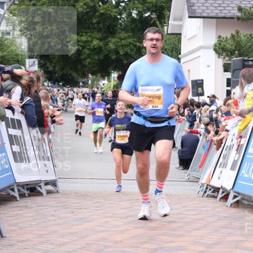 30.08.2026 - Blankeneser Heldenlauf Lena Gebhardt http://msf.ph/oto/10047596 30.08.2026 11:54:05 Ziel 2303, 2585, 2942, 2957 meine-sportfotos.de