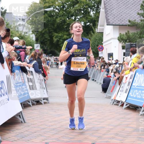 30.08.2026 - Blankeneser Heldenlauf Lena Gebhardt http://msf.ph/oto/10047637 30.08.2026 11:54:09 Ziel 2247, 2303, 2585, 2942, 2957 meine-sportfotos.de
