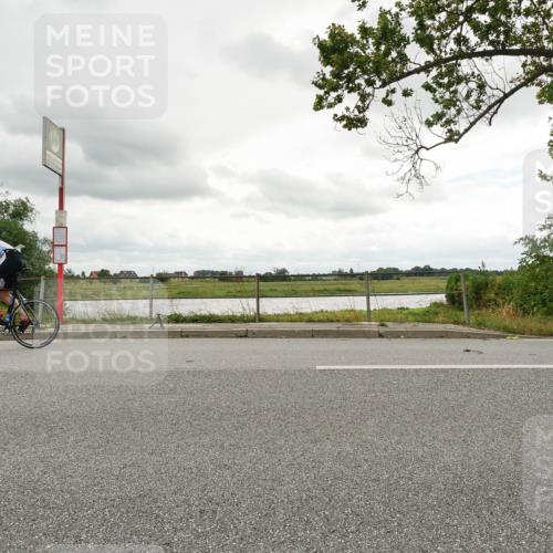 30.08.2026 - Elbe Triathlon Hamburg Michael Burmester http://msf.ph/oto/10047679 30.08.2026 14:59:34 Radfahren  meine-sportfotos.de