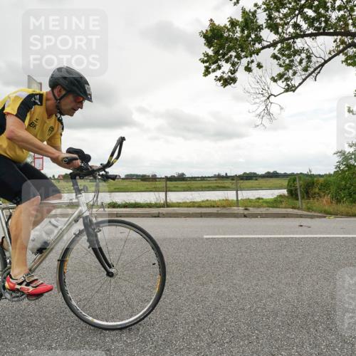 30.08.2026 - Elbe Triathlon Hamburg Michael Burmester http://msf.ph/oto/10047691 30.08.2026 14:59:35 Radfahren  meine-sportfotos.de