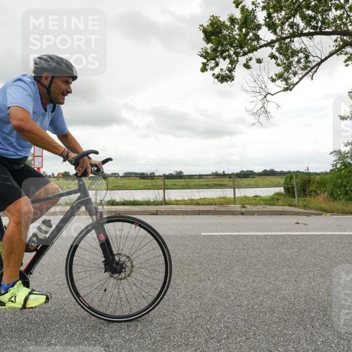 30.08.2026 - Elbe Triathlon Hamburg Michael Burmester http://msf.ph/oto/10047709 30.08.2026 14:59:46 Radfahren  meine-sportfotos.de