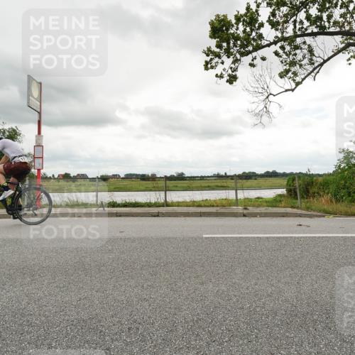 30.08.2026 - Elbe Triathlon Hamburg Michael Burmester http://msf.ph/oto/10047729 30.08.2026 14:59:53 Radfahren  meine-sportfotos.de