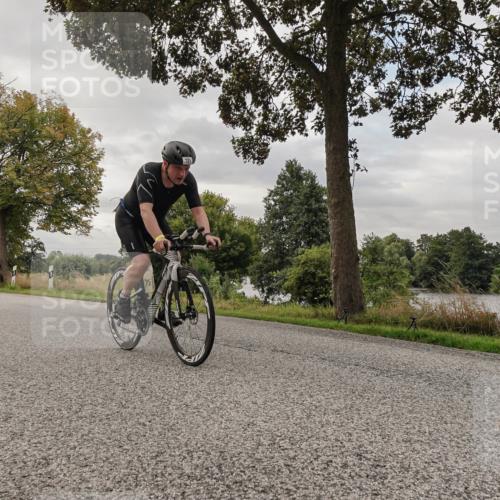 30.08.2026 - Elbe Triathlon Hamburg Michael Burmester http://msf.ph/oto/10047741 30.08.2026 09:38:32 Radfahren 352, 410, 441, 462, 669, 693, 729 meine-sportfotos.de