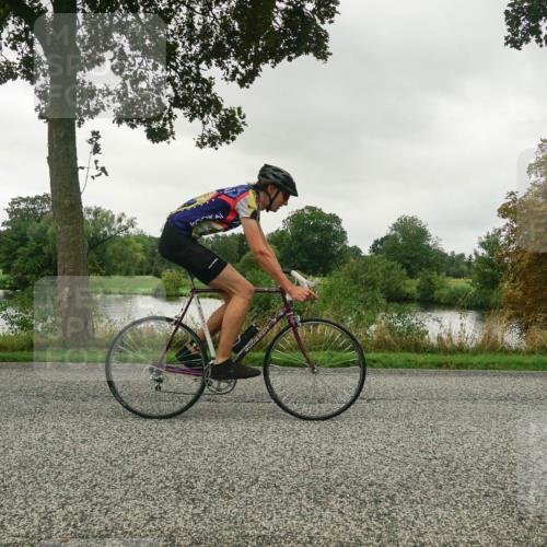 30.08.2026 - Elbe Triathlon Hamburg Michael Burmester http://msf.ph/oto/10047789 30.08.2026 09:30:36 Radfahren 388, 414, 548, 658, 751 meine-sportfotos.de