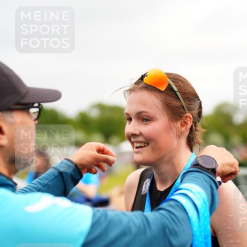 30.08.2026 - Elbe Triathlon Hamburg LAZAROV Photography http://msf.ph/oto/10047815 30.08.2026 10:31:36 Ziel  meine-sportfotos.de
