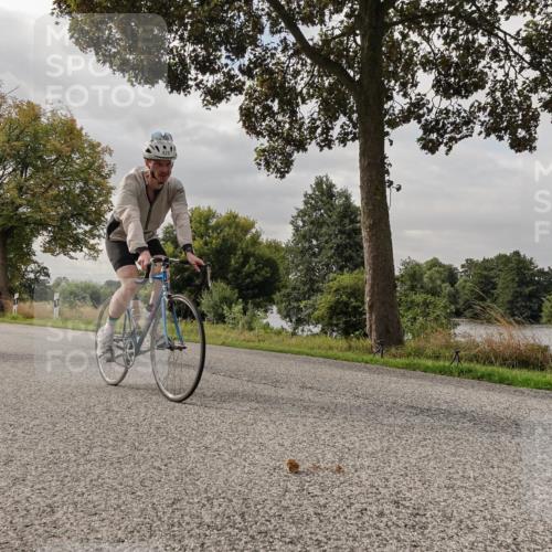 30.08.2026 - Elbe Triathlon Hamburg Michael Burmester http://msf.ph/oto/10047858 30.08.2026 09:39:26 Radfahren 363, 429, 437, 529, 621, 712, 742, 757 meine-sportfotos.de