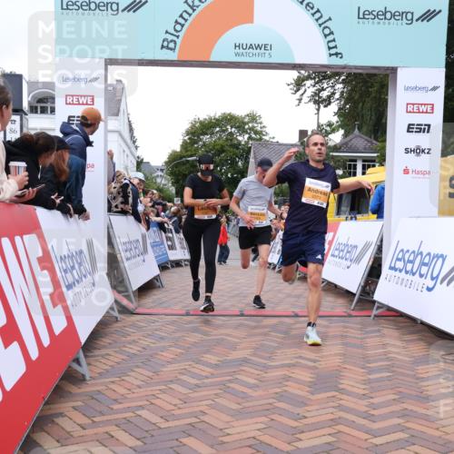 30.08.2026 - Blankeneser Heldenlauf Lena Gebhardt http://msf.ph/oto/10047883 30.08.2026 11:54:28 Ziel 2327, 2373, 2909 meine-sportfotos.de