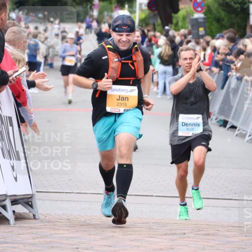 30.08.2026 - Blankeneser Heldenlauf Lena Gebhardt http://msf.ph/oto/10047948 30.08.2026 11:54:39 Ziel 2315, 4030 meine-sportfotos.de